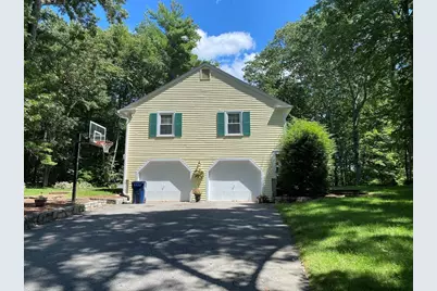 1 Stonehill Rd, Marlborough, MA 01752 - Photo 2