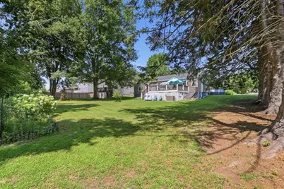 44 Desmarais Street, Cumberland, RI 02864 - Photo 12