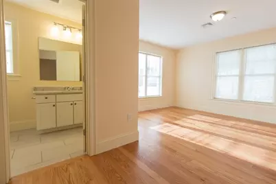 5165 Washington #7, Boston, MA 02132 - Photo 18