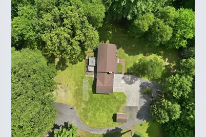 414 Mountain Rd, Holyoke, MA 01040 - Photo 6