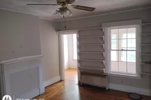 7 Pleasant St, Ware, MA 01082 - Photo 14