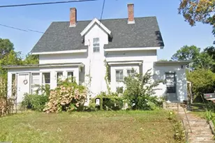 7 Pleasant St, Ware, MA 01082 - Photo 2