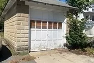 7 Pleasant St, Ware, MA 01082 - Photo 8