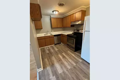 3682 North Main Street #12, Fall River, MA 02720 - Photo 2