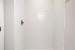 60 Bennington St, Boston, MA 02128 - Photo 10