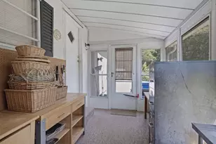 124 Mayflower Ave, Taunton, MA 02780 - Photo 16
