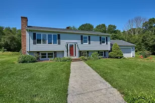 554 Sharps Lot Rd, Swansea, MA 02777 - Photo 2