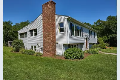 554 Sharps Lot Road, Swansea, MA 02777 - Photo 2
