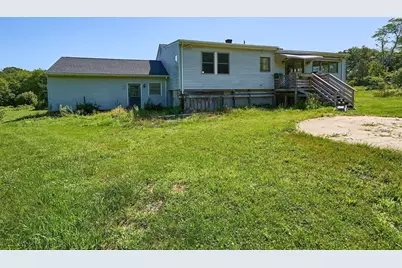 554 Sharps Lot Road, Swansea, MA 02777 - Photo 6