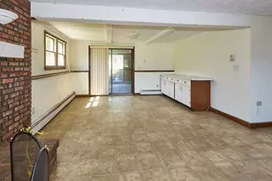 554 Sharps Lot Rd, Swansea, MA 02777 - Photo 22
