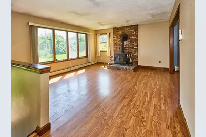 554 Sharps Lot Road, Swansea, MA 02777 - Photo 12