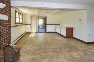 554 Sharps Lot Rd, Swansea, MA 02777 - Photo 24