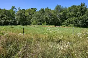 554 Sharps Lot Rd, Swansea, MA 02777 - Photo 32