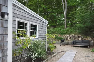 127R Leonard, Gloucester, MA 01930 - Photo 18