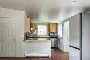 127R Leonard, Gloucester, MA 01930 - Photo 8