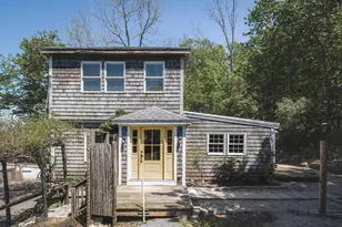 127R Leonard, Gloucester, MA 01930 - Photo 2