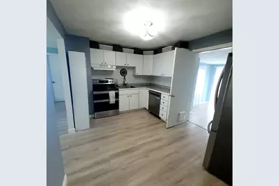 33 Markham Cir, Ayer, MA 01432 - Photo 2