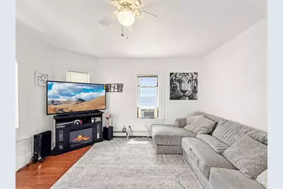 28 Meadow St, Fall River, MA 02720 - Photo 10