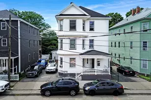 28 Meadow St, Fall River, MA 02720 - Photo 2