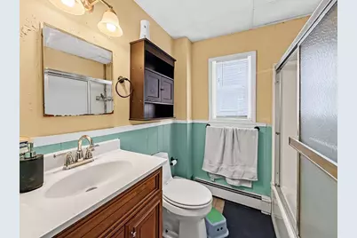 28 Meadow St, Fall River, MA 02720 - Photo 16