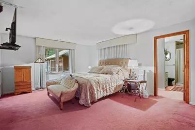 30 Dicsal Ln, Holyoke, MA 01040 - Photo 26
