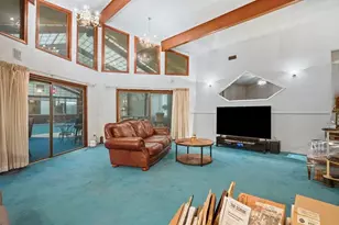 30 Dicsal Ln, Holyoke, MA 01040 - Photo 12