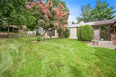 30 Dicsal Ln, Holyoke, MA 01040 - Photo 40
