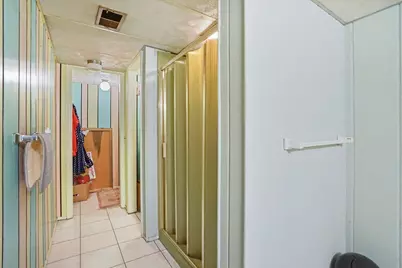 30 Dicsal Ln, Holyoke, MA 01040 - Photo 34