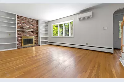 10 Standley St, Beverly, MA 01915 - Photo 12