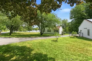 71 School St, Upton, MA 01568 - Photo 40