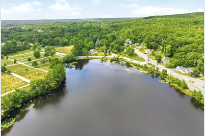 71 School St, Upton, MA 01568 - Photo 32