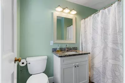 18 Willow Ave, Salem, MA 01970 - Photo 12