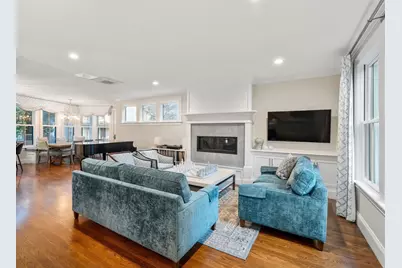 39 Hammond Street #2, Cambridge, MA 02138 - Photo 2