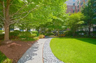 170 Brookline Ave, Boston, MA 02215 - Photo 2