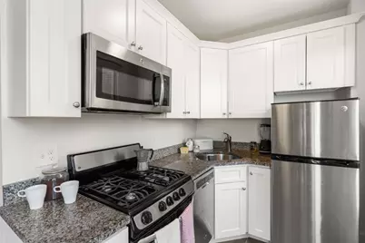 62 West Cedar #C, Boston, MA 02114 - Photo 6