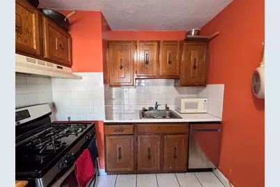 17 Farragut Avenue #2, Somerville, MA 02144 - Photo 4