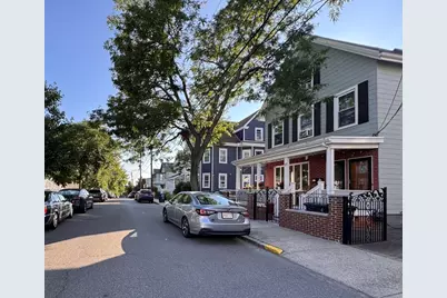 17 Farragut Avenue #2, Somerville, MA 02144 - Photo 2