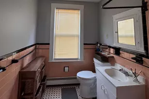 17 Farragut Ave, Somerville, MA 02144 - Photo 8