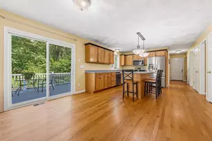 102 Cathedral Dr, Attleboro, MA 02703 - Photo 10