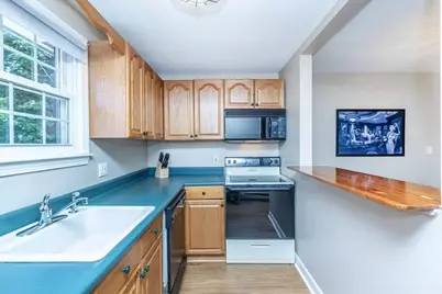 57 Sylvan St #3F, Danvers, MA 01923 - Photo 8