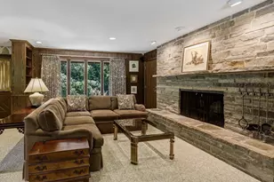 3 Hilltop Dr, Wilbraham, MA 01095 - Photo 2
