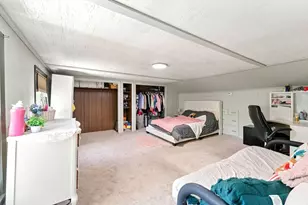 109 Providence St, Uxbridge, MA 01569 - Photo 28