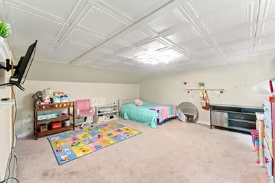 109 Providence St, Uxbridge, MA 01569 - Photo 30