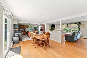 109 Providence St, Uxbridge, MA 01569 - Photo 12