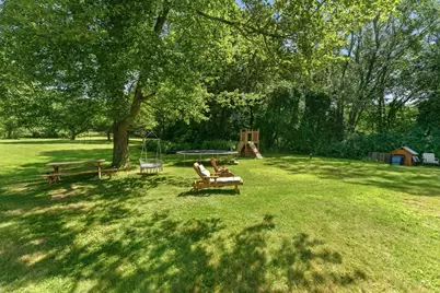 109 Providence St, Uxbridge, MA 01569 - Photo 34