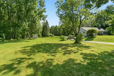 109 Providence St, Uxbridge, MA 01569 - Photo 2