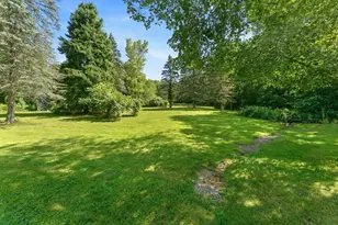 109 Providence St, Uxbridge, MA 01569 - Photo 36