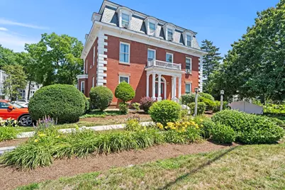 117 High Street #2, Ipswich, MA 01938 - Photo 1