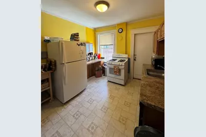 26 Parkway Road #3, Brookline, MA 02445 - Photo 10