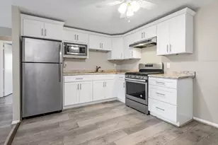 9 Cross St, Chelmsford, MA 01863 - Photo 1